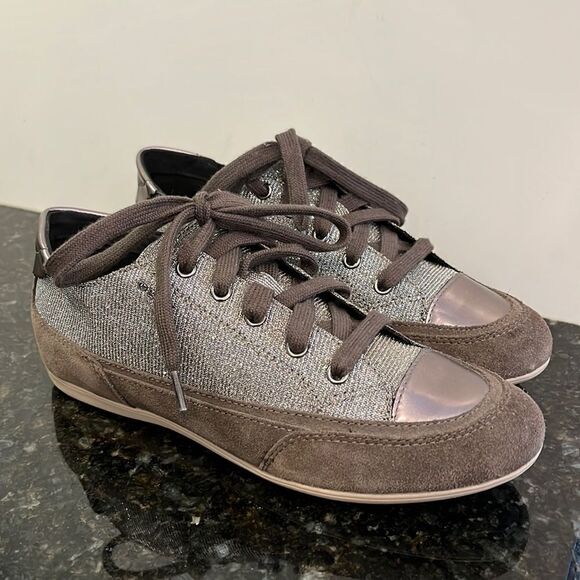 Women’s Geox Respira Brown Suede Sparkle Shoe with laces. Size 6. - Picture 1 of 8